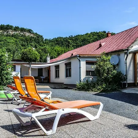 Guest house Krisztina Vendeghaz
