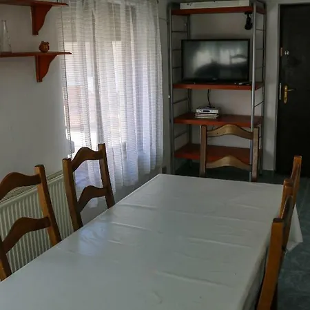 Krisztina Vendeghaz Guest house *